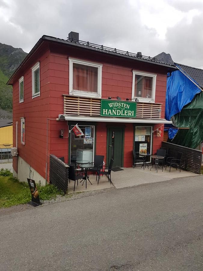Апартаменты Hus Retro Gryllefjord Экстерьер фото